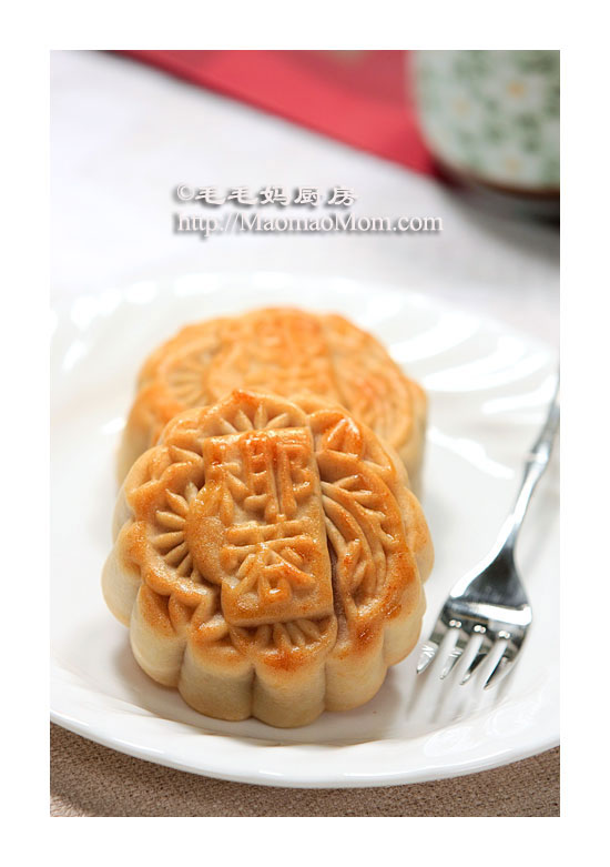 豆蓉广式月饼2 中式甜点类