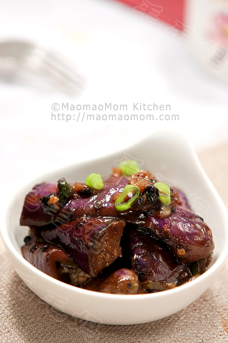  Eggplant Stir Fry in Garlic and Black Bean Sauce 豆豉蒜蓉茄子