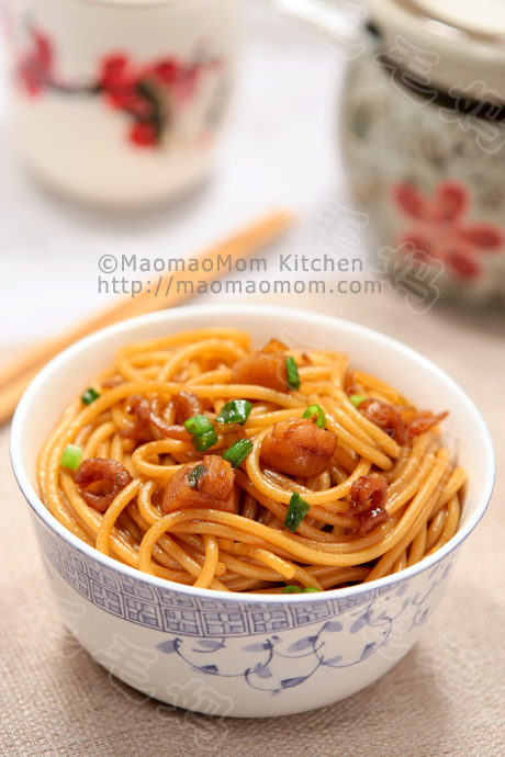 干贝虾米热拌面final Noodles in savory dried scallop and shrimp sauce 干贝虾米热拌面