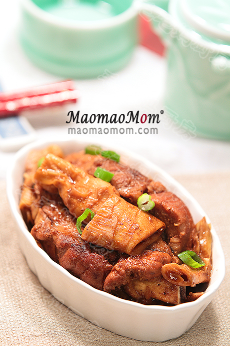  Braised bamboo tips and pork back ribs