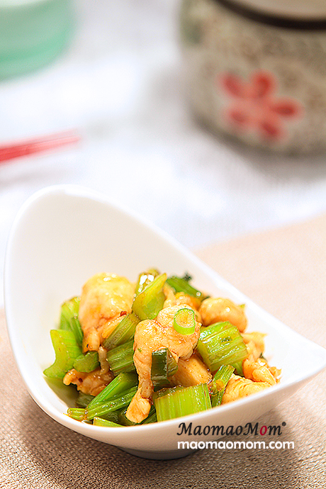  Chinese celery and Chicken breast stir fry